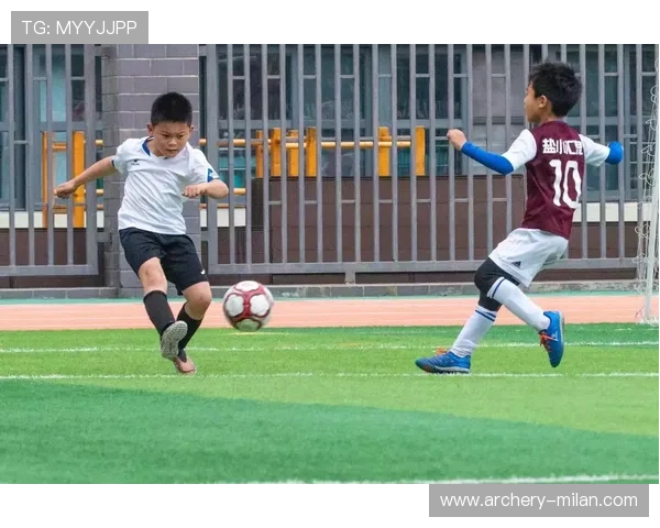 金钱推动下的足球巨星培养：财富如何塑造足球未来的超级球员